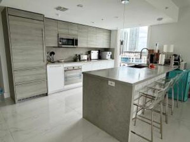 400 Sunny Isles Boulevard 1022, Sunny Isles Beach, FL 33160
