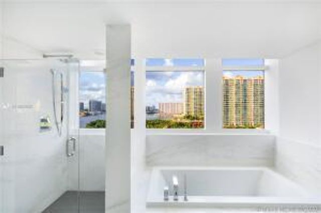 400 Sunny Isles Boulevard 1022, Sunny Isles Beach, FL 33160