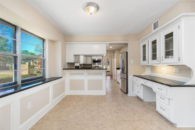 3323 Woodbriar Drive, Houston, TX 77068