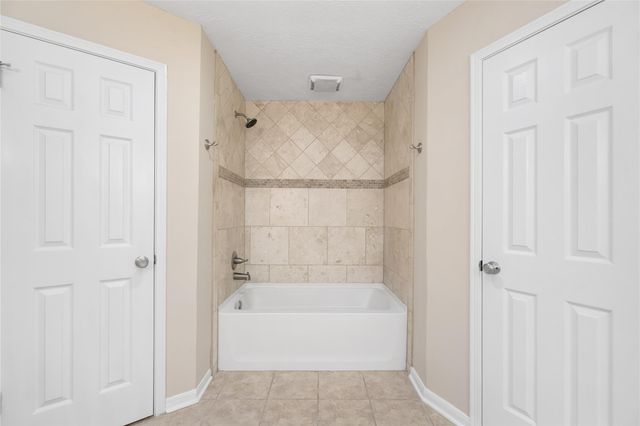 3323 Woodbriar Drive, Houston, TX 77068