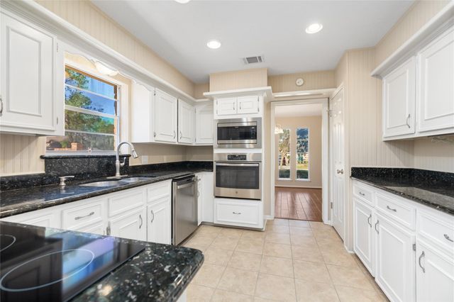 3323 Woodbriar Drive, Houston, TX 77068