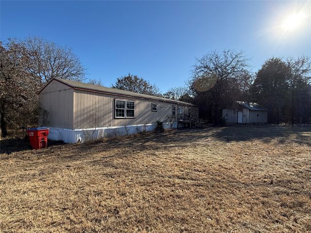 1763 Mathers Road, Sunset, TX 76270