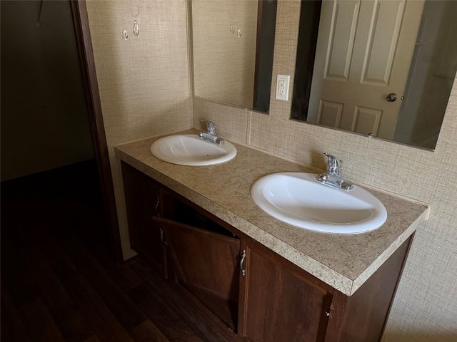 1763 Mathers Road, Sunset, TX 76270