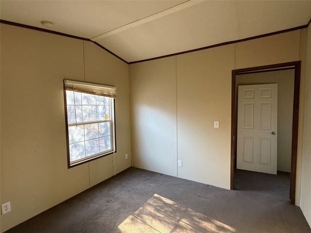 1763 Mathers Road, Sunset, TX 76270