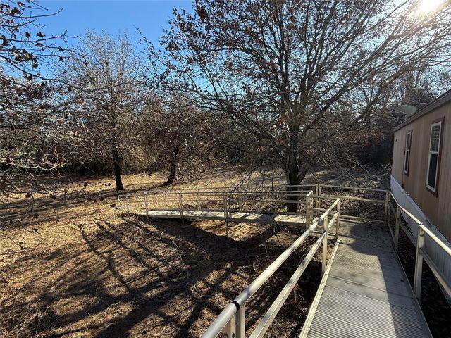 1763 Mathers Road, Sunset, TX 76270