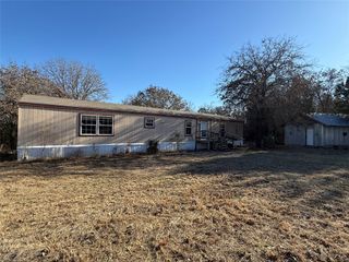 1763 Mathers Road, Sunset, TX 76270