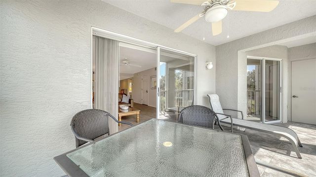 9330 CLUBSIDE CIRCLE 3202, Sarasota, FL 34238