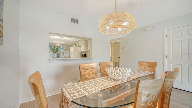 9330 CLUBSIDE CIRCLE 3202, Sarasota, FL 34238