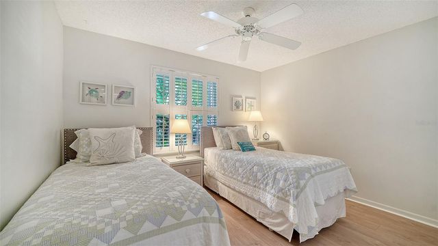 9330 CLUBSIDE CIRCLE 3202, Sarasota, FL 34238