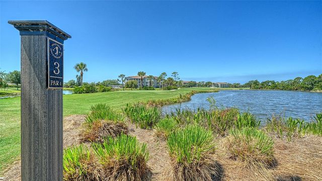 9330 CLUBSIDE CIRCLE 3202, Sarasota, FL 34238