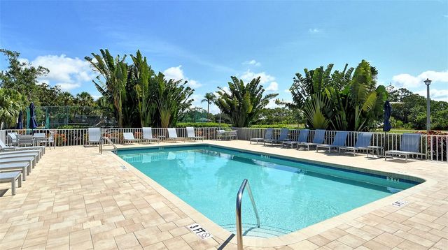9330 CLUBSIDE CIRCLE 3202, Sarasota, FL 34238