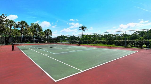 9330 CLUBSIDE CIRCLE 3202, Sarasota, FL 34238