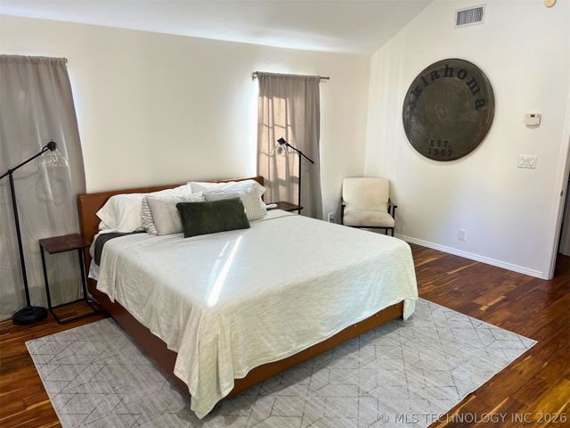 957 E 37th Street, Tulsa, OK 74105