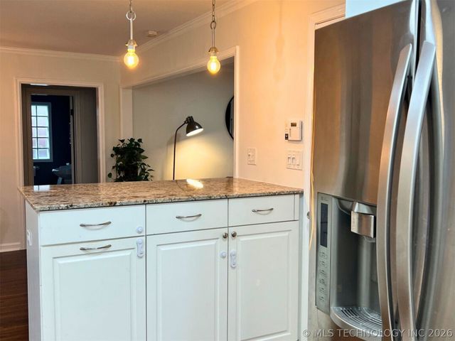 957 E 37th Street, Tulsa, OK 74105