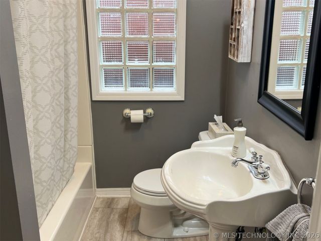 957 E 37th Street, Tulsa, OK 74105