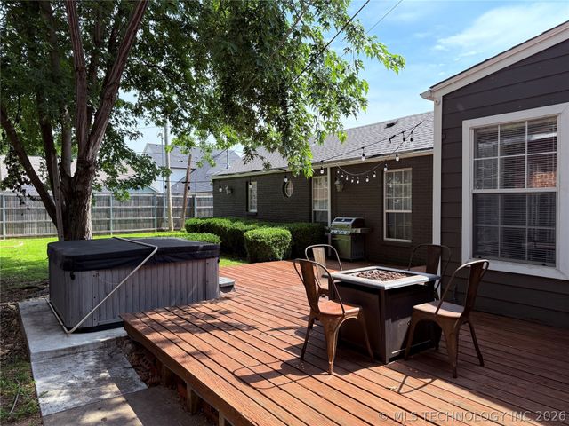 957 E 37th Street, Tulsa, OK 74105