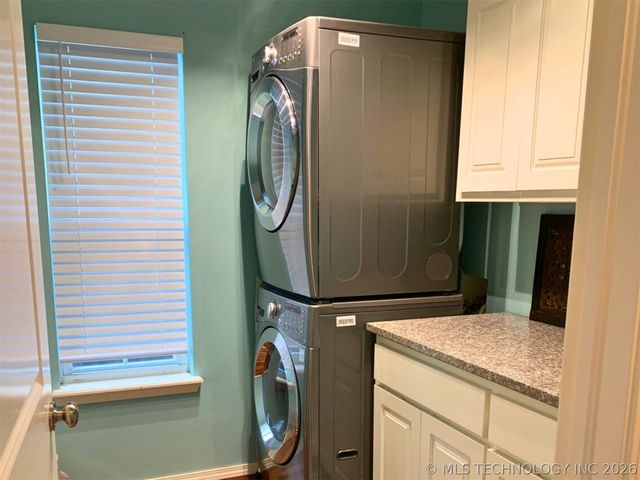 957 E 37th Street, Tulsa, OK 74105