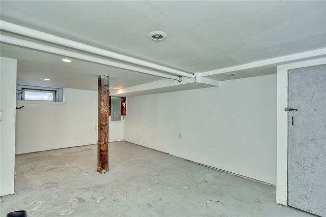 83 Phoenix St, Canandaigua City, NY 14424