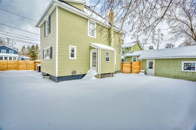 83 Phoenix St, Canandaigua City, NY 14424