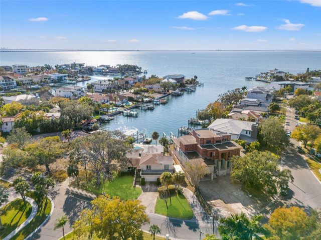 2605 S BEACH DRIVE, Tampa, FL 33629