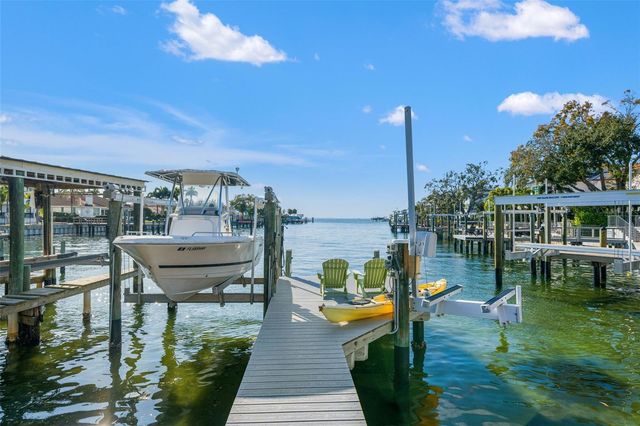 2605 S BEACH DRIVE, Tampa, FL 33629