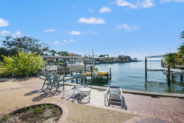 2605 S BEACH DRIVE, Tampa, FL 33629