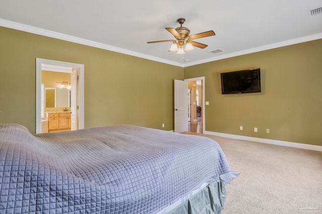 5700 Hunters Oak Trl, Milton, FL 32570