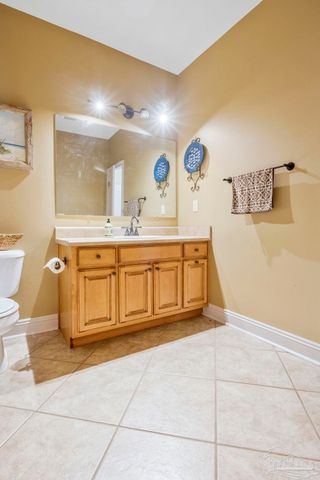 5700 Hunters Oak Trl, Milton, FL 32570