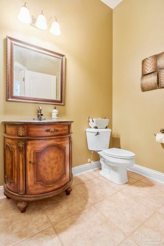 5700 Hunters Oak Trl, Milton, FL 32570