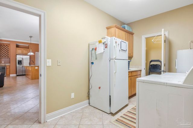 5700 Hunters Oak Trl, Milton, FL 32570