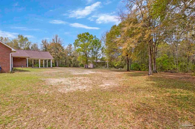 5700 Hunters Oak Trl, Milton, FL 32570