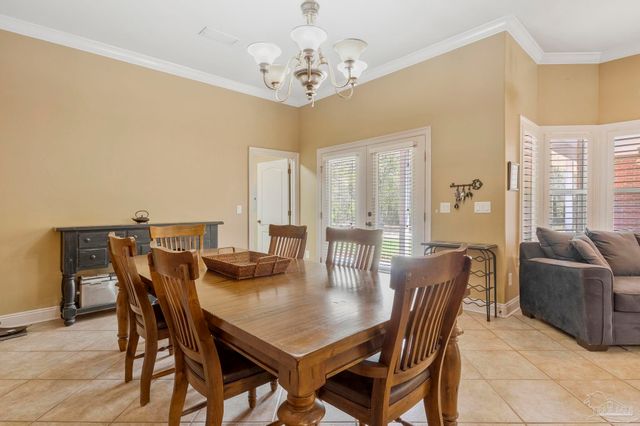 5700 Hunters Oak Trl, Milton, FL 32570