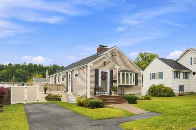 29 Garfield Ave, Beverly, MA 01915
