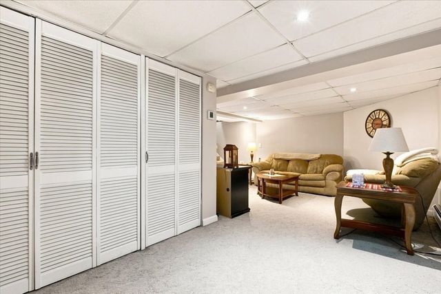 29 Garfield Ave, Beverly, MA 01915