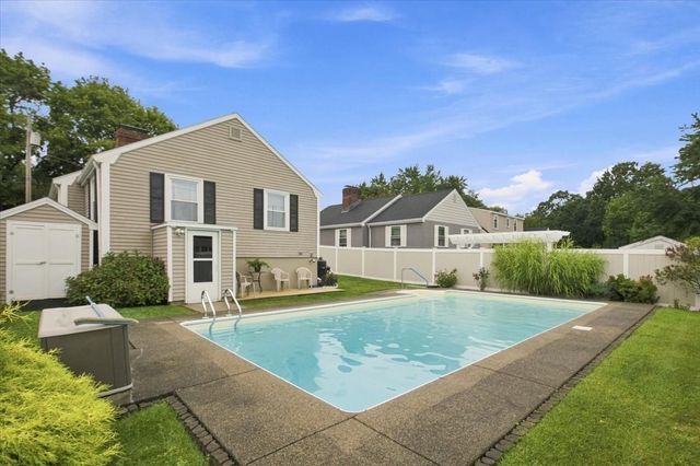 29 Garfield Ave, Beverly, MA 01915