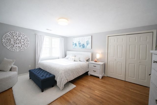 6 Adams Court 6, Hingham, MA 02043