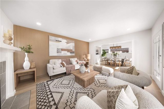 1166 N El Molino Avenue, Pasadena, CA 91104