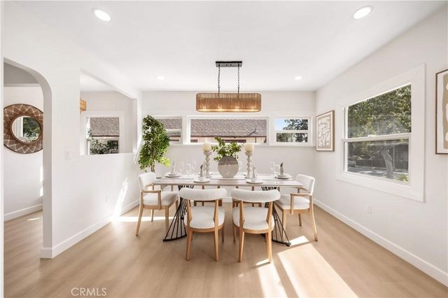 1166 N El Molino Avenue, Pasadena, CA 91104