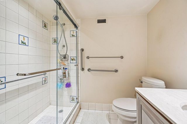 1151 N Fort Lauderdale Beach Boulevard 9A, Fort Lauderdale, FL 33304