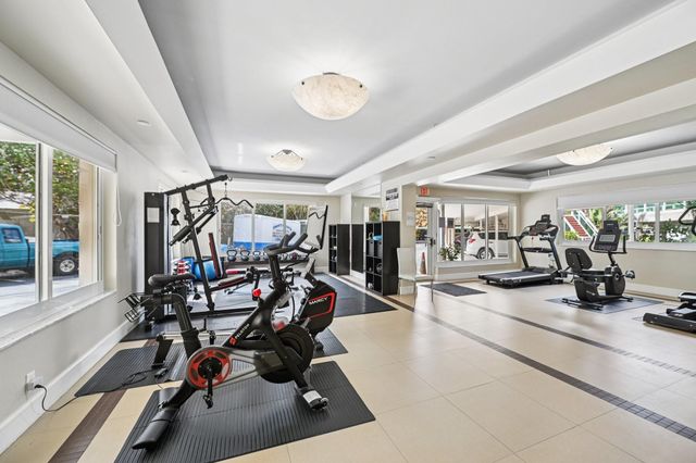 1151 N Fort Lauderdale Beach Boulevard 9A, Fort Lauderdale, FL 33304