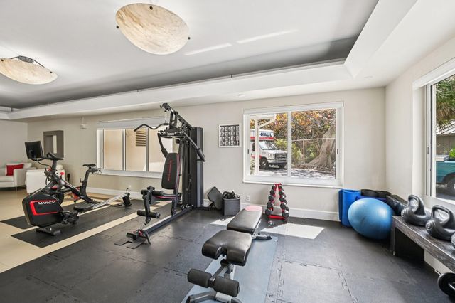 1151 N Fort Lauderdale Beach Boulevard 9A, Fort Lauderdale, FL 33304