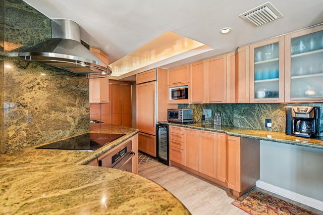 1151 N Fort Lauderdale Beach Boulevard 9A, Fort Lauderdale, FL 33304