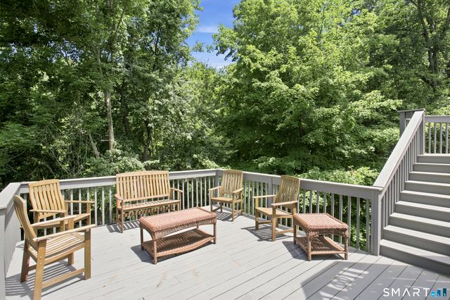 71 Blackberry Drive, Stamford, CT 06903