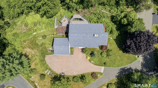 71 Blackberry Drive, Stamford, CT 06903