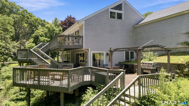 71 Blackberry Drive, Stamford, CT 06903