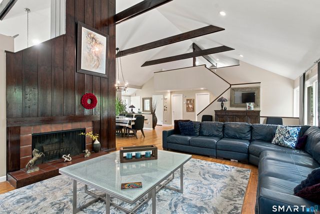 71 Blackberry Drive, Stamford, CT 06903