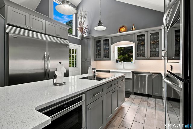 71 Blackberry Drive, Stamford, CT 06903