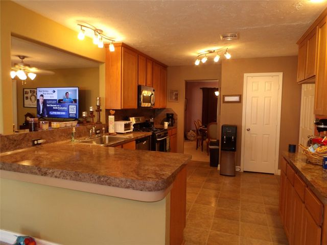 303 Coronation Drive, Houston, TX 77034