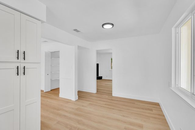3655 N Lafayette, Fresno, CA 93705