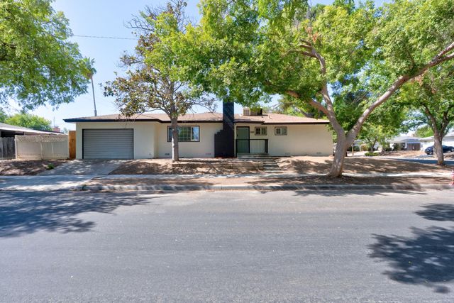 3655 N Lafayette, Fresno, CA 93705